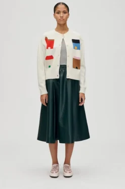 2359 Midweight Wool, Cropped Pocket Cardigansg-aw25-k045-2359