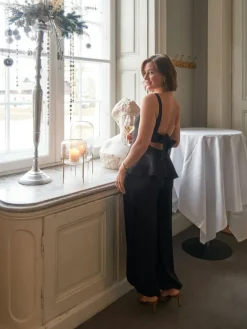 Agape Structure Tie Top 166980