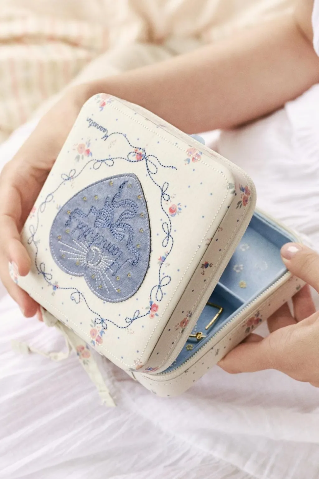 Amelia Jewelry Box 4192