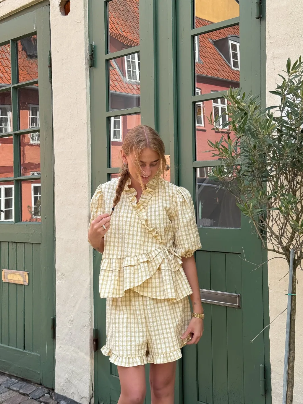 Aulina Shorts AV6071