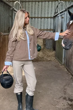 Avaic Short Trenchcoat A23824