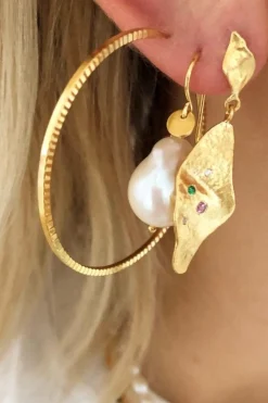 Baroque Pearl Earring With Gemstone