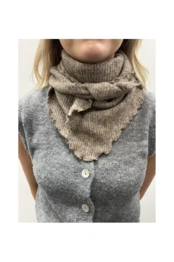 Cagnete Scarf 172-1100