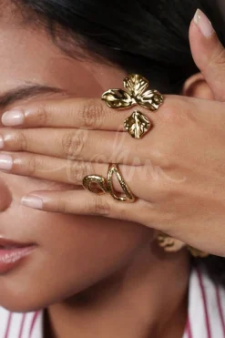 Colleen Ring BMR61000560