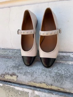 Dreaming Of Love CS8528