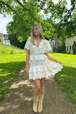 Ellinoric Lace Layer Dress