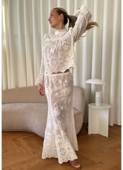 Ellinoric Lace Maxi Skirt