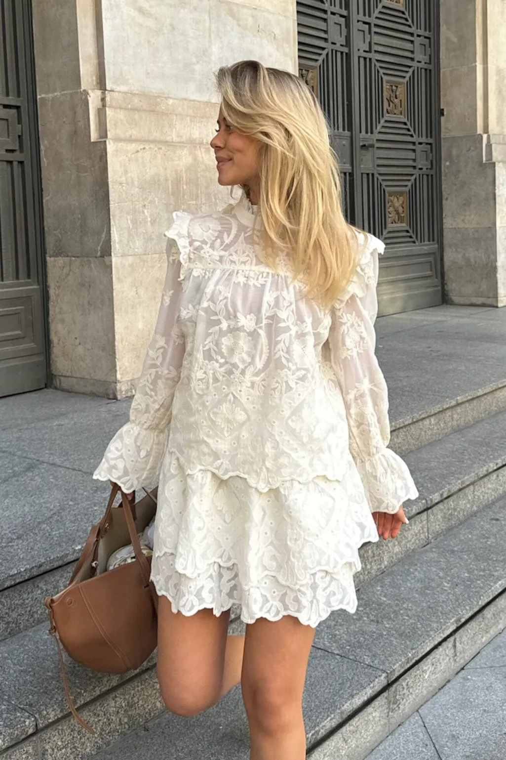 Ellinoric Lace Mini Skirt