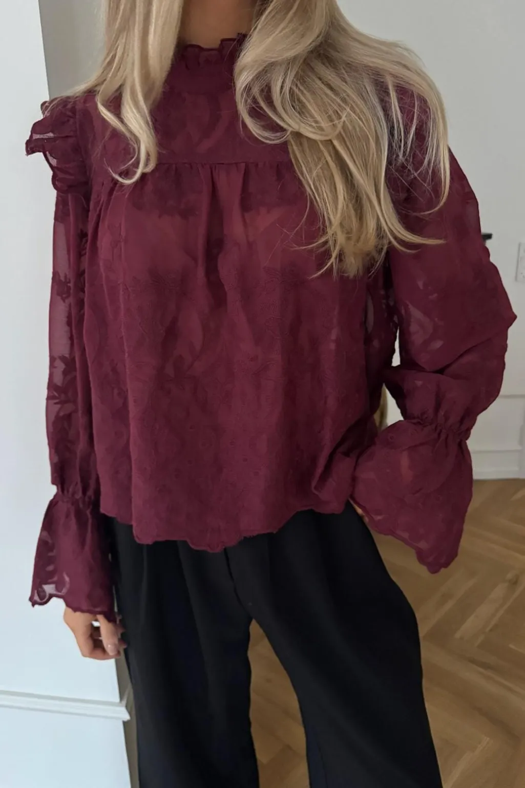 Ellinoric Lace Shirt 2550