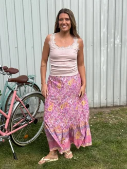 Emma And Klara 156062B