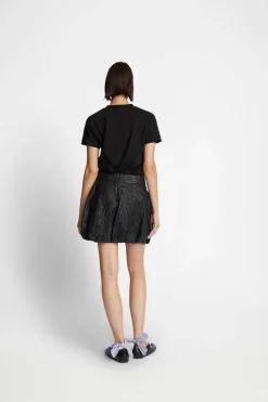 Fenella 251111325161