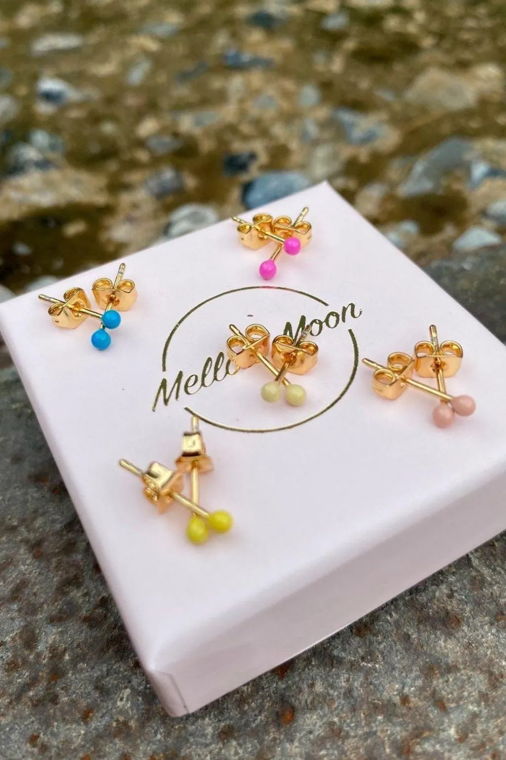 Forgyldt Ørestikker