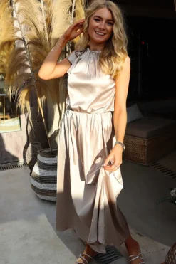 Hailey-Halterneck-Top 21284