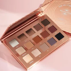 Heart Of Beauty 15 Eyeshadow Palette