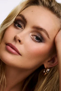 IYKYK Eyeshadow Stick