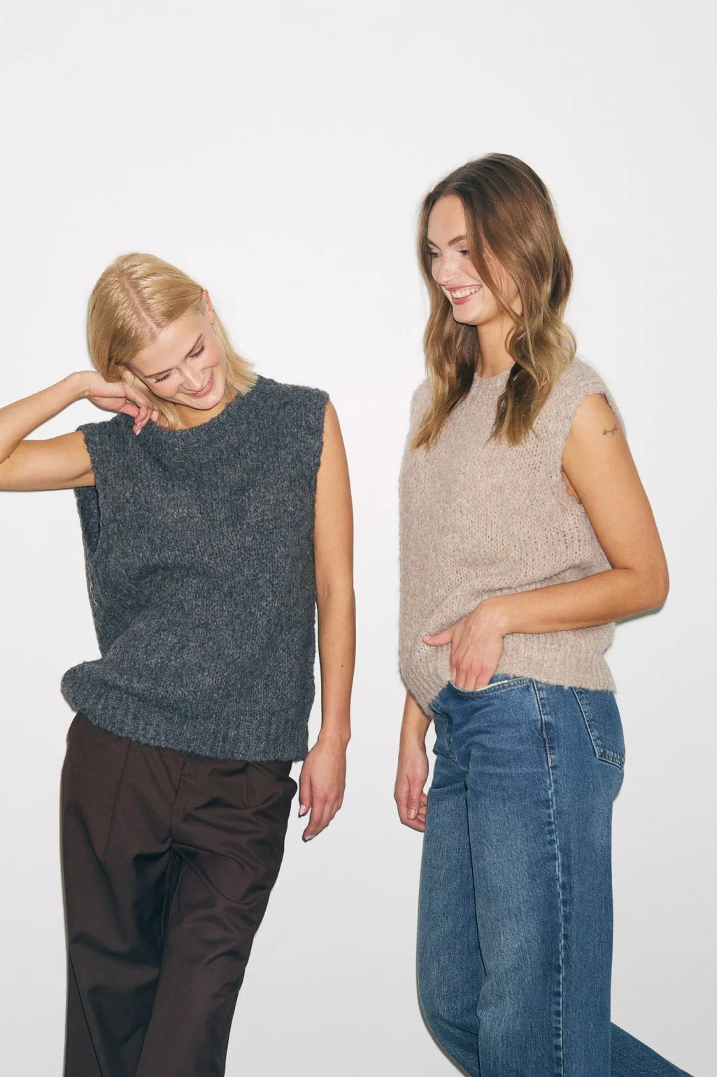 Kala Knit Vest 11162185