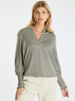 Landa Graphic Pattern Blouse