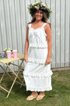 Laura And Charlott 152219B