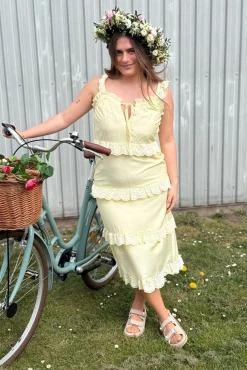 Laura And Charlott 152219B