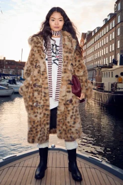 Lessiah 253152825343