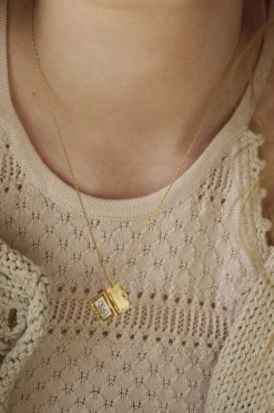 Little Big Dreams Necklace 2702a