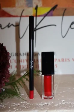 Long Lasting Lipliner 06