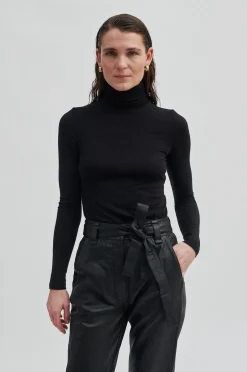 Matima T-Neck Tee 55201