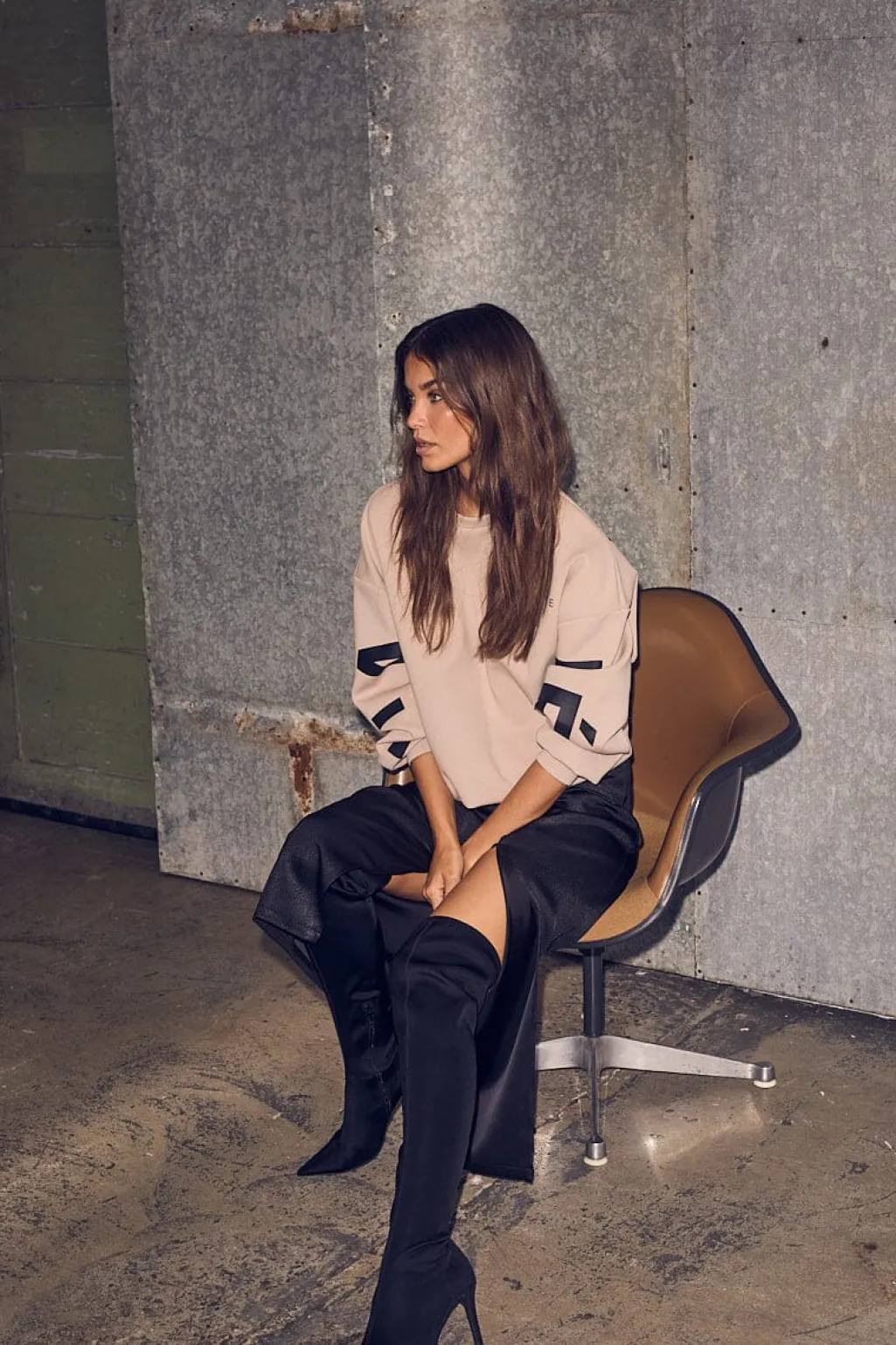 Maxi Split Logo Sweat HL10413