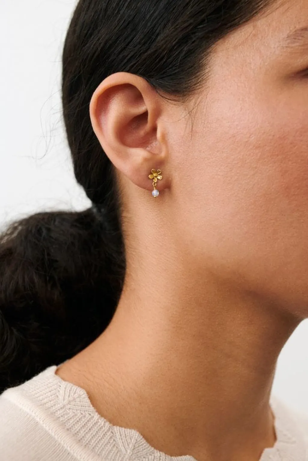 Moonstone Poppy Earsticks e-370-gp