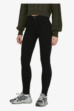 Nmcallie Skinny Black Jeans Fwd