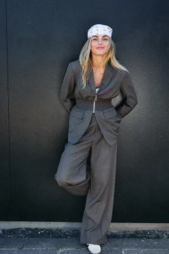 Nmiris L/S Smock Fitted Blazer