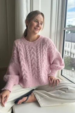 Noraic Sweater