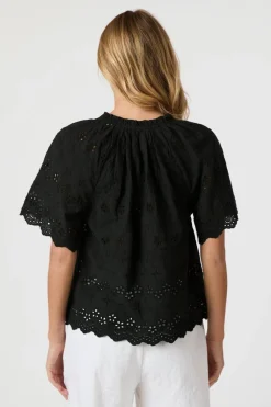 Odet Embroidery Blouse 165172