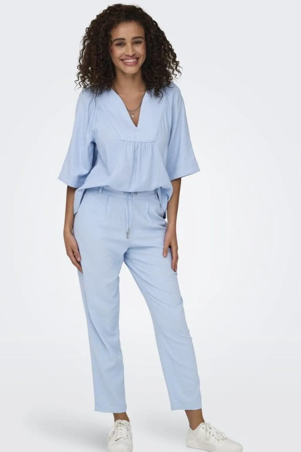 Onlcaro 2/4 V-Neck Linen Bl Top Cc