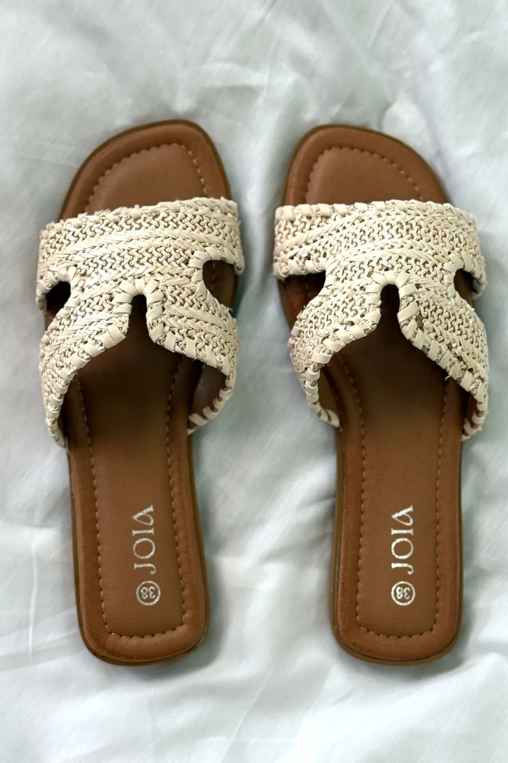 Oriana Sandal