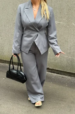 Pcfalka Ls Fittet Pinstriped Blazer