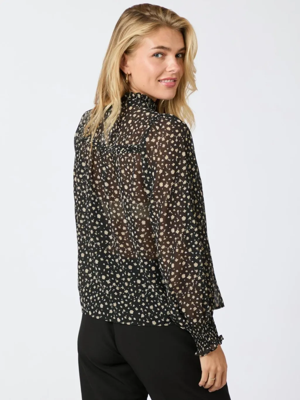 Rhia Secret Flower Blouse