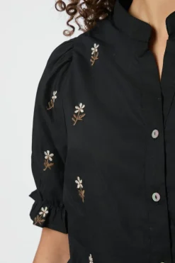 Savy Flower Emb Blouse 166791