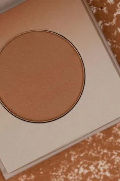 Sculpting Bronzer