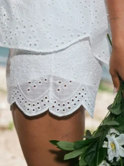 Senna Embroidery Shorts 165257