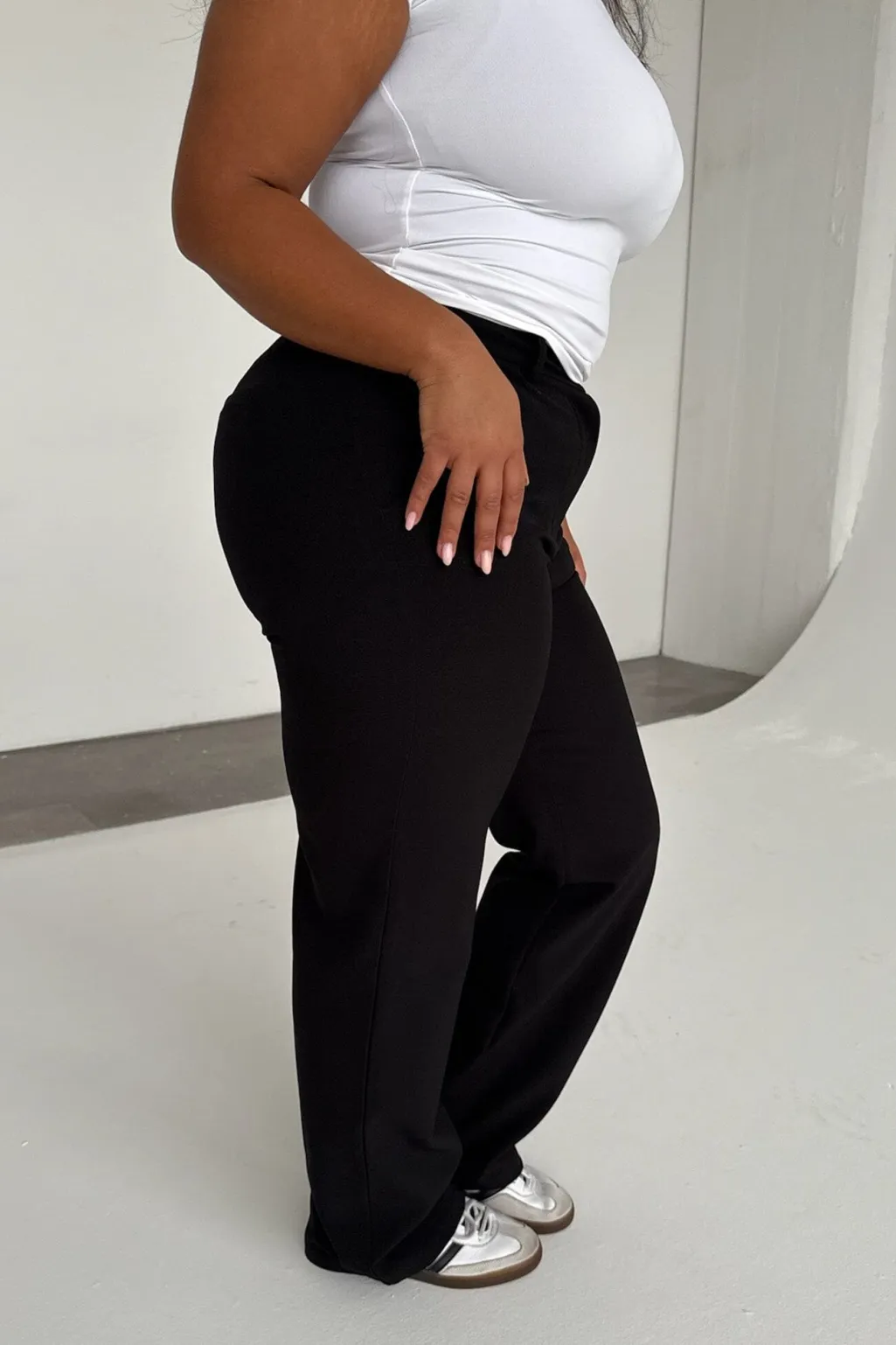 Signatureic Pants A23778