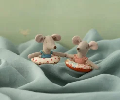 Strandmus Med Badering, Lillesøster