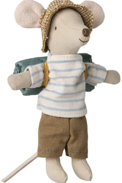 Vandremus, Storebror