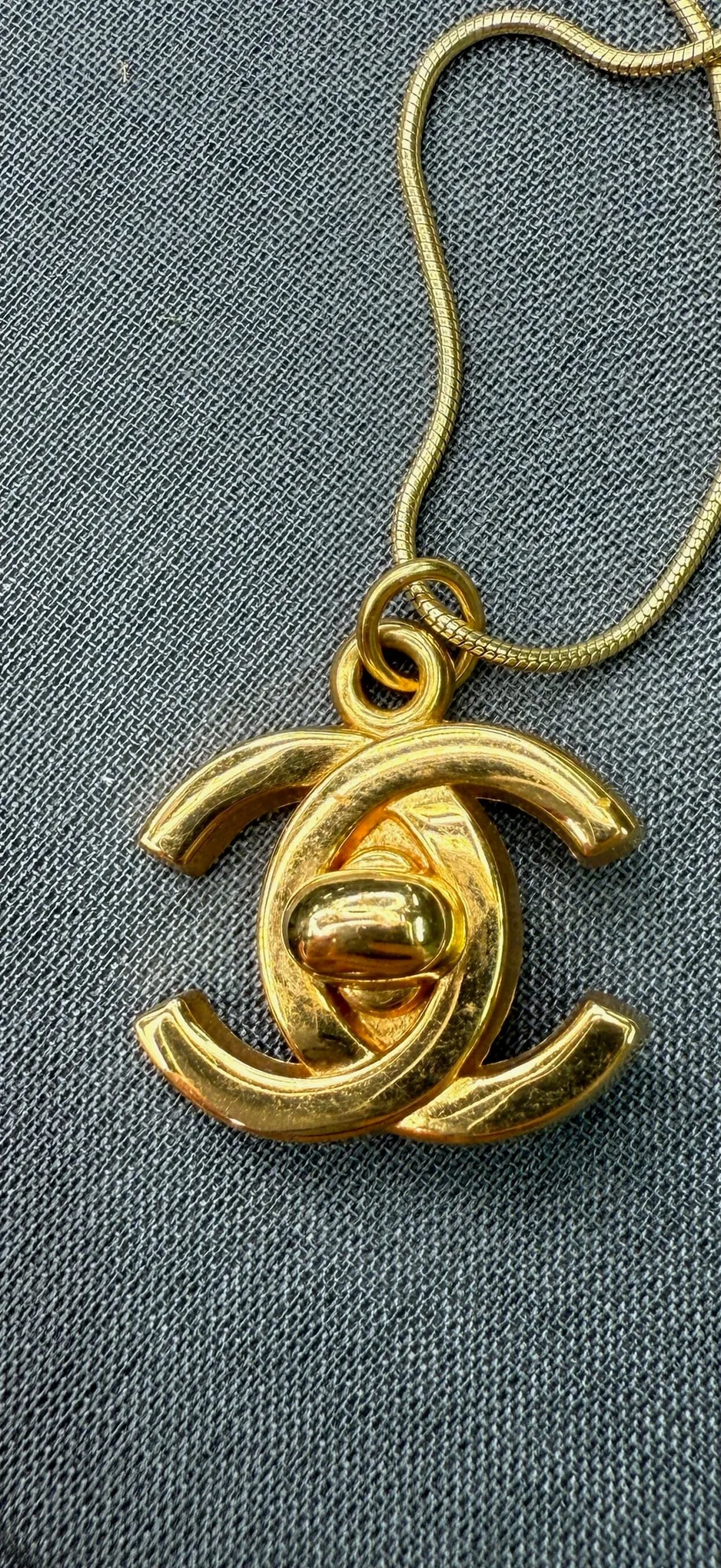 Vintage Chanel CC Vedhæng 1