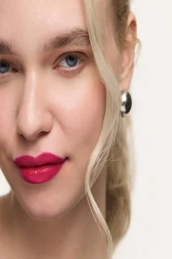 Wonder Blading Lip Stain Masque